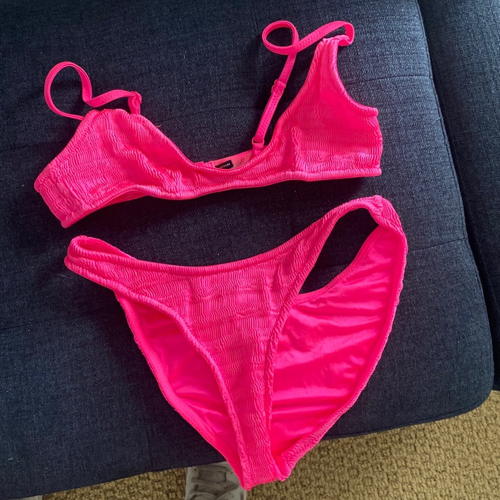 hot pink triangl bikini